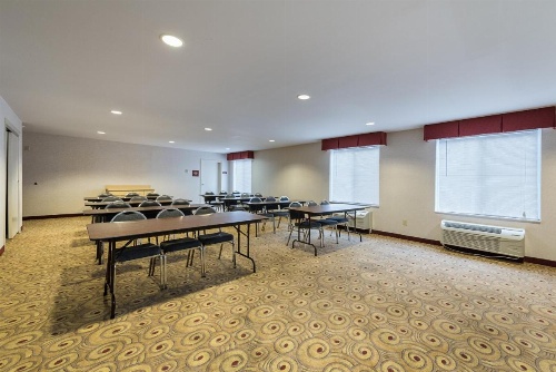 Red Roof Inn Etowah - Athens, TN image 16