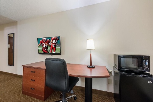 Red Roof Inn Etowah - Athens, TN image 6