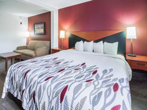 Red Roof Inn Etowah - Athens, TN image 9